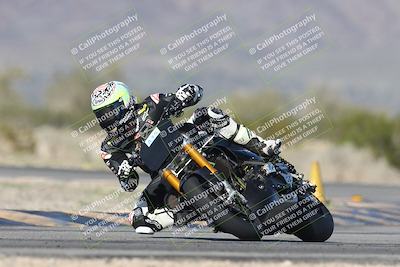 media/Jan-15-2026-Racers Edge (Thu) [[dfebeb70ab]]/2-A Group/Session 5 (Turn 5)/